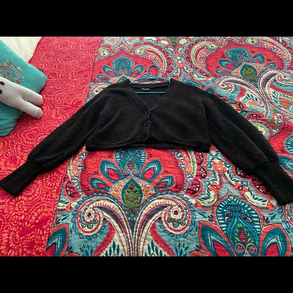 Vintage cropped sweater